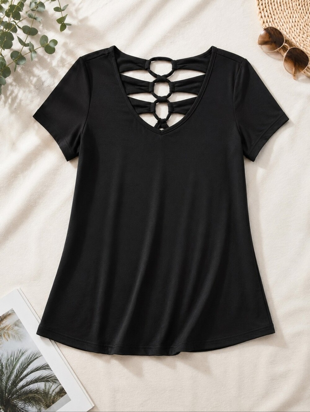Chico's Women's Black Short Sleeve Cutout Top. Back Ties, 95.% Polyester Size 1